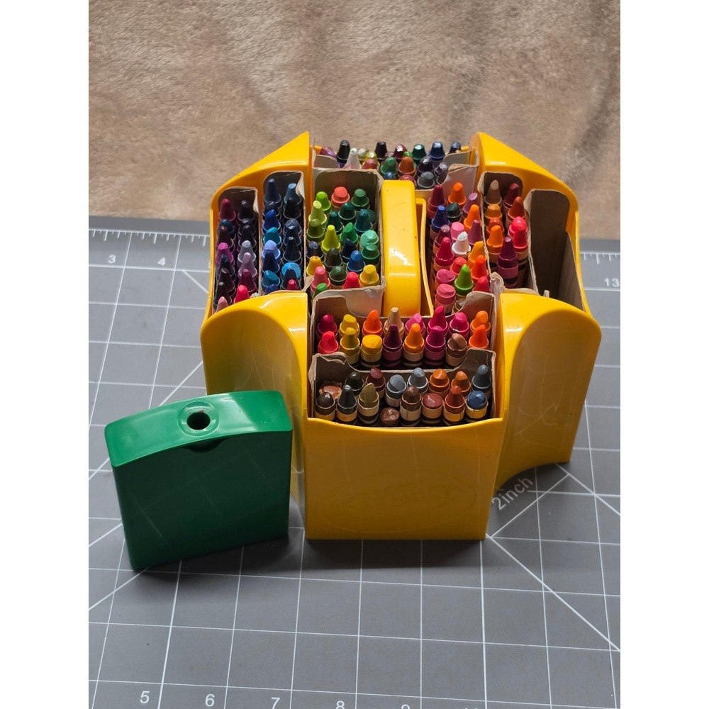 Vintage Crayola 64 Crayon Caddy Yellow Plastic Organizer & Sharpener Accessory